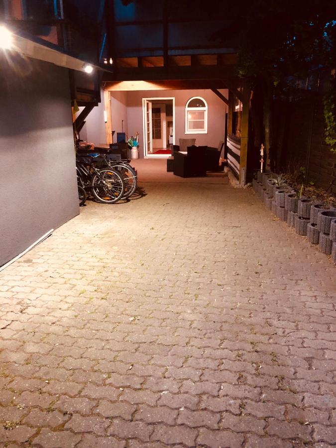 Appartamento Loft Mit 2 Schlafzimmern Und E- Ladestation Fürth Esterno foto