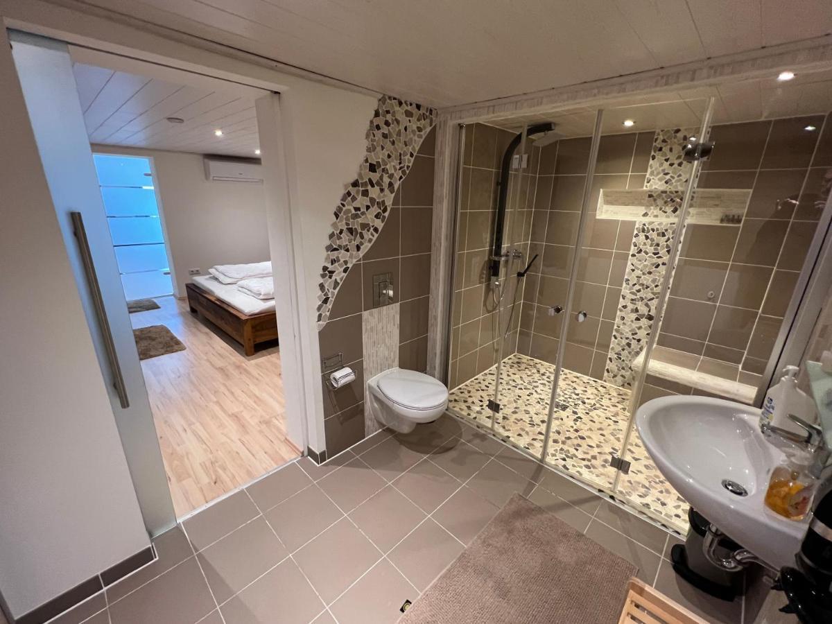 Appartamento Loft Mit 2 Schlafzimmern Und E- Ladestation Fürth Esterno foto