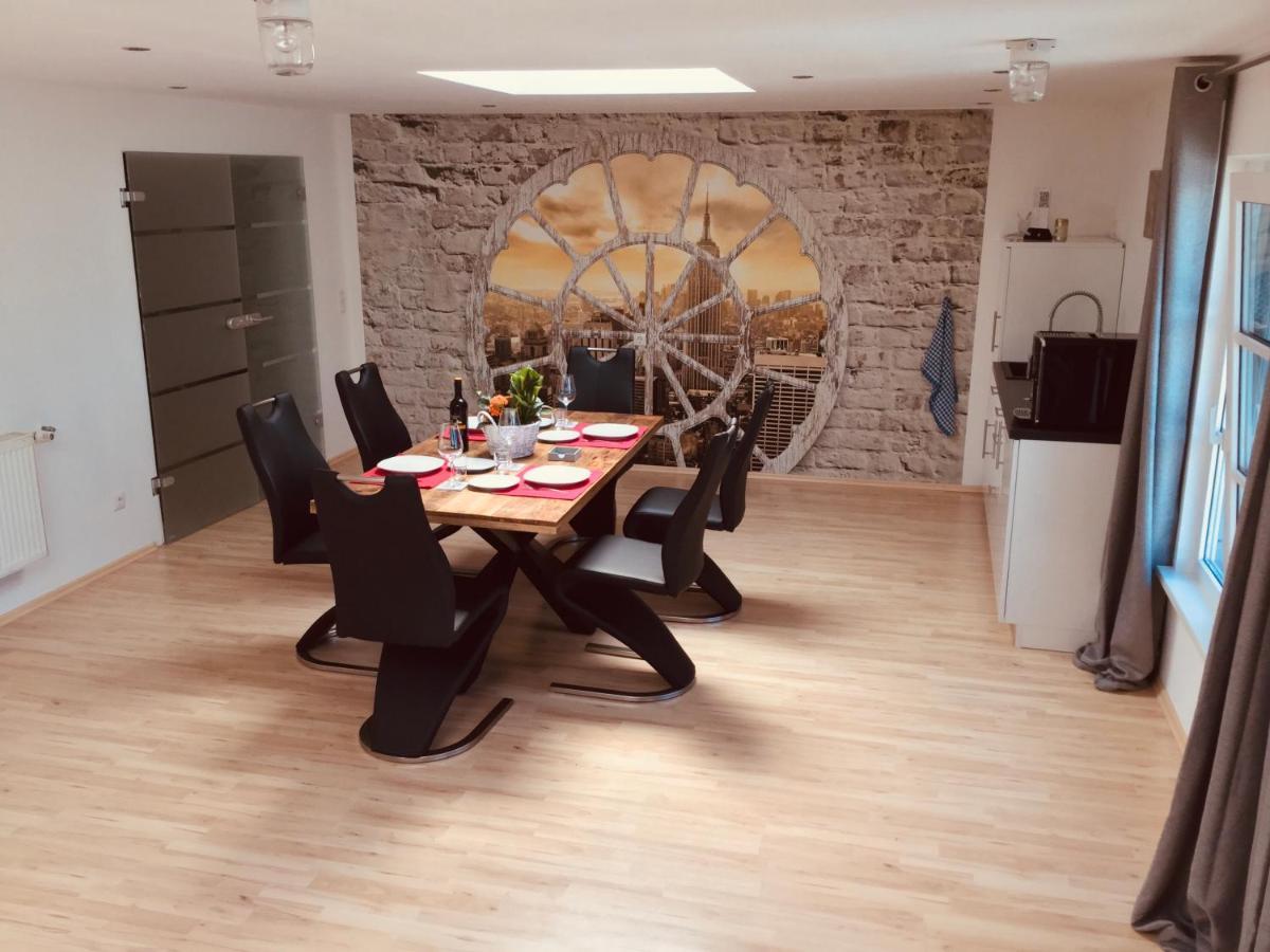 Appartamento Loft Mit 2 Schlafzimmern Und E- Ladestation Fürth Esterno foto